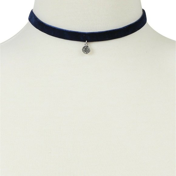 Lucky Brand Silver-Tone Pavé Navy Velvet Choker - Picture 2 of 2